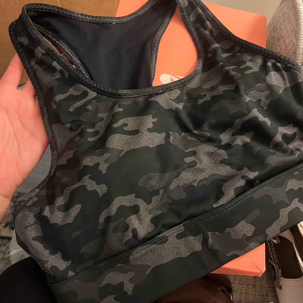 Fabletics never worn camo sports bra